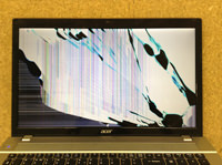 HP ENVY 17-j100 液晶の割れ