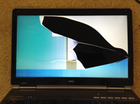 NEC PC-ll750f26b 画面割れ