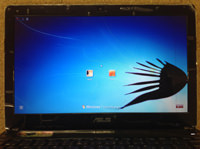 Asus u31f　液晶割れ