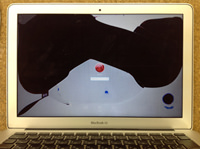macbook air  液晶割れ