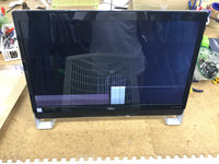 東芝 REGZA PC D712 液晶割れ