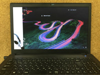 LN7I-15NB5000-I7 液晶割れ