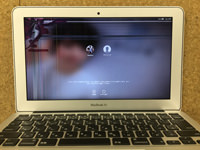 MacbookAir A1466 液晶割れ