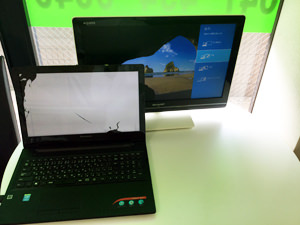 外部モニター接続03