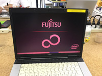 FMV-E8260 画面が赤い