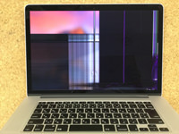 MacbookPro A1398 液晶割れ
