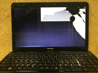 PT45158EBFR 液晶割れ