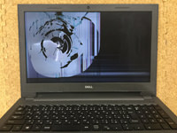 DELL Vostro15の液晶割れ