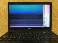 LIFEBOOK  SH56/G 液晶割れ